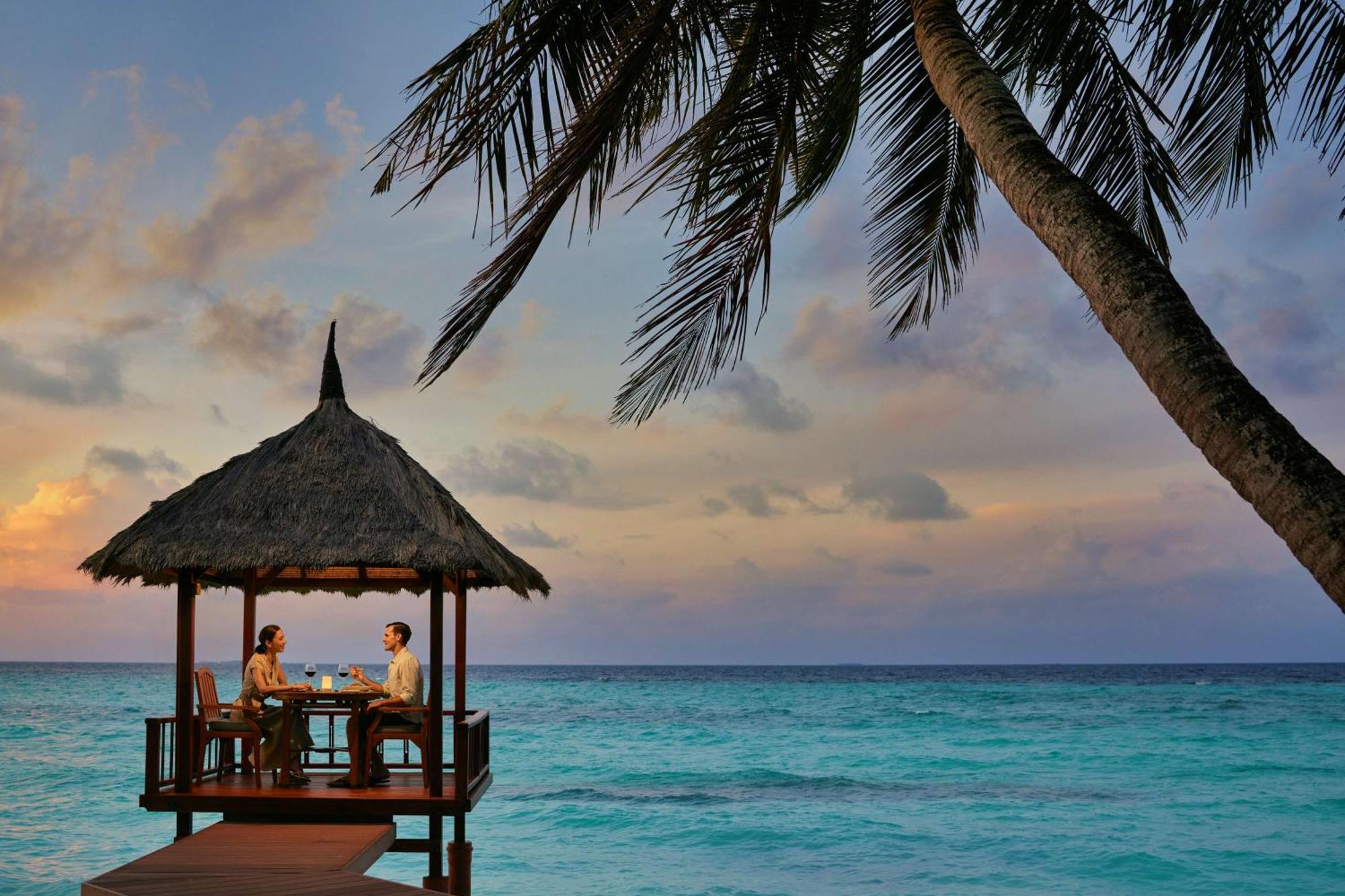 Hotel Banyan Tree Vabbinfaru Malé Esterno foto