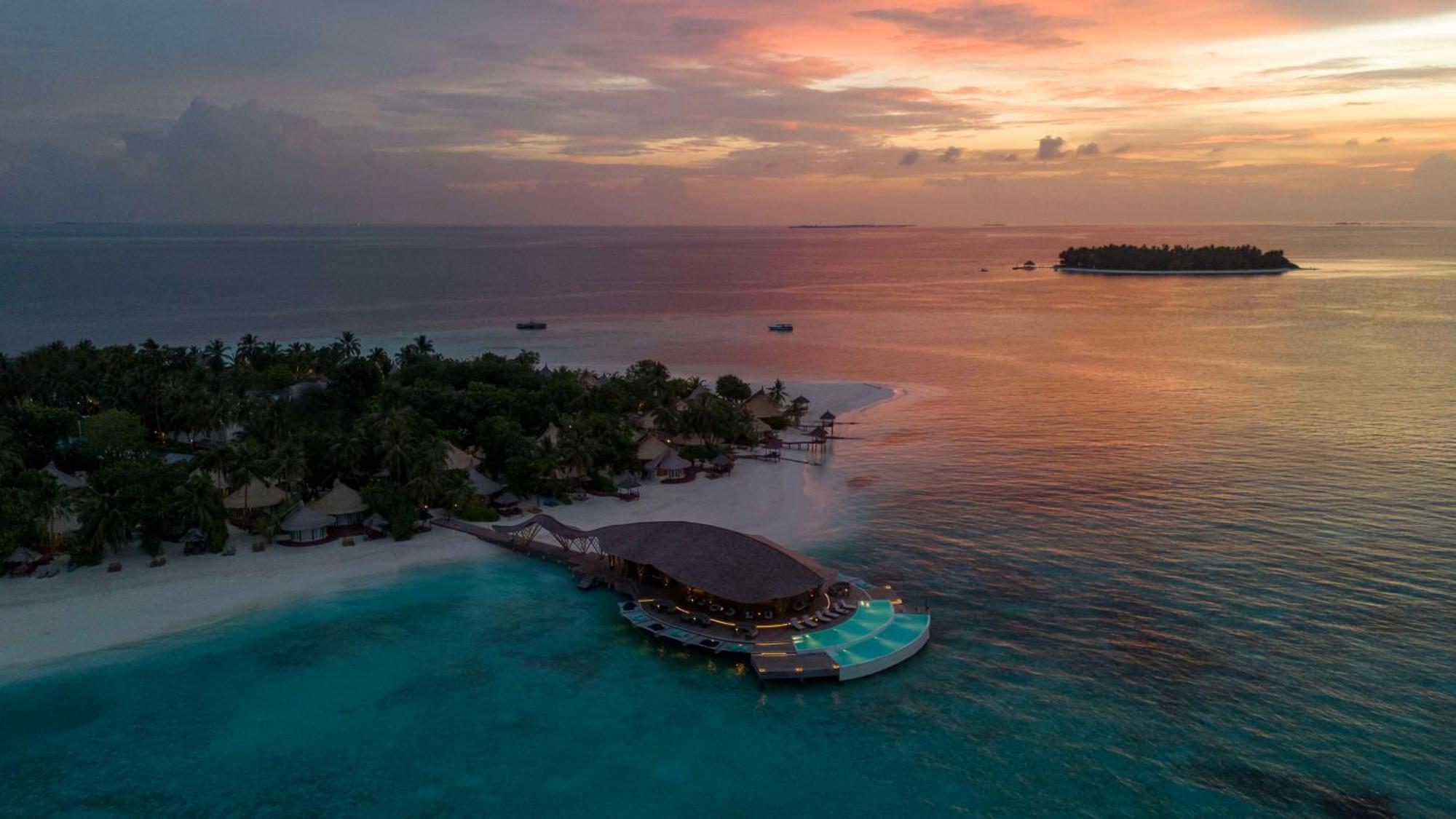 Hotel Banyan Tree Vabbinfaru Malé Esterno foto
