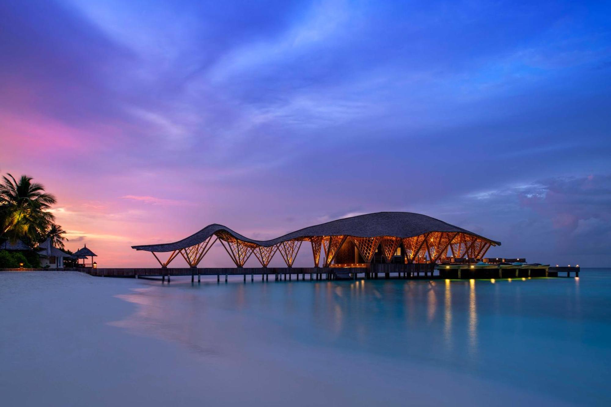 Hotel Banyan Tree Vabbinfaru Malé Esterno foto