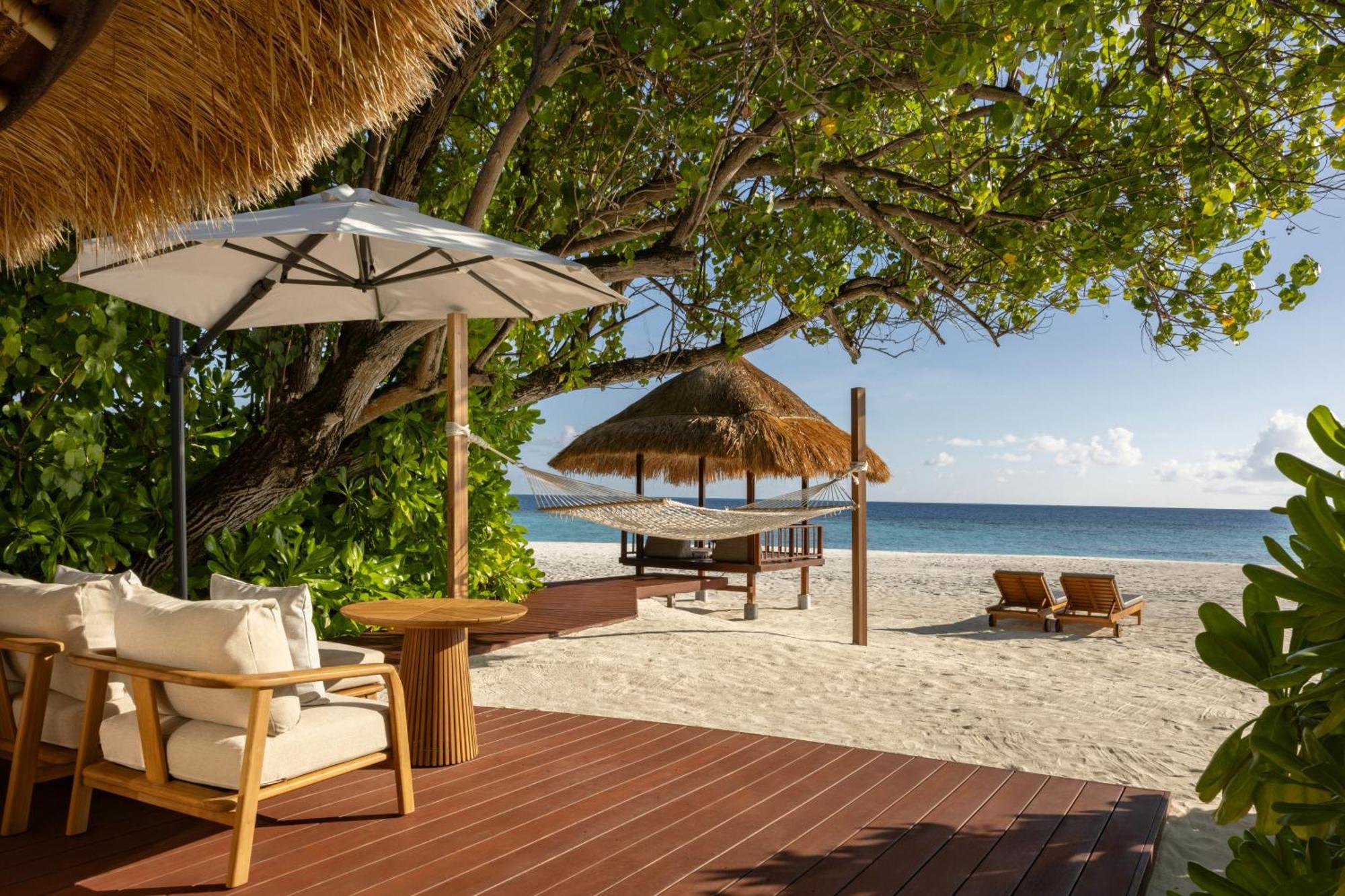 Hotel Banyan Tree Vabbinfaru Malé Esterno foto